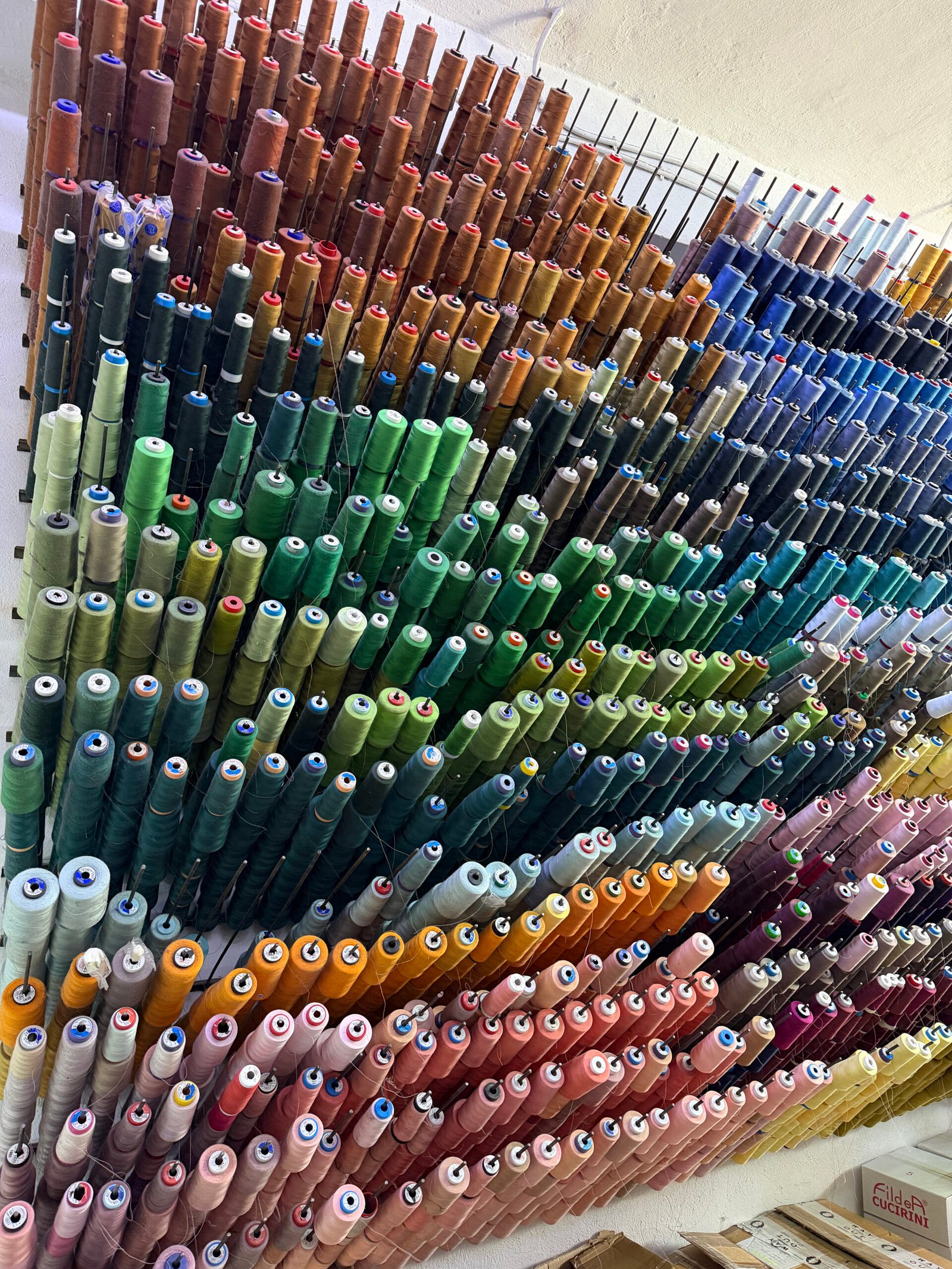 Nuancier de couleurs et de matières Hawaii Uniformes Paris
